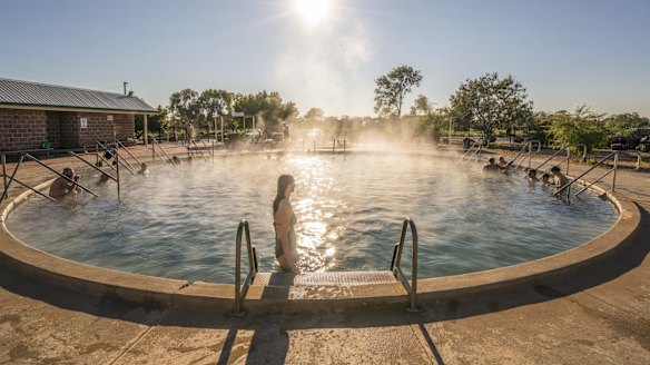 Moree, Lightning Ridge, NSW: The best natural artesian hot springs to ...