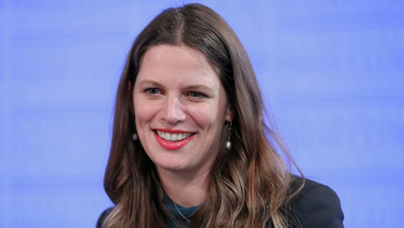 Labor frontbencher Kate Ellis is stepping down to spend more time with her son.