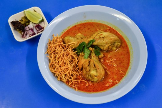 Rodell enjoyed many solo lunches of khao soi at tiny Thai restaurant Soi 38.