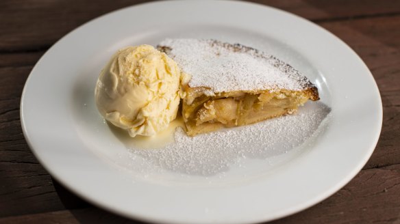 The High Hopes Roadhouse apple pie.