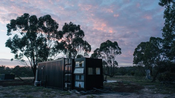 Wine Down Pop Up is a portable hotel winding its way around Victoria's premier wine regions in 2019. 