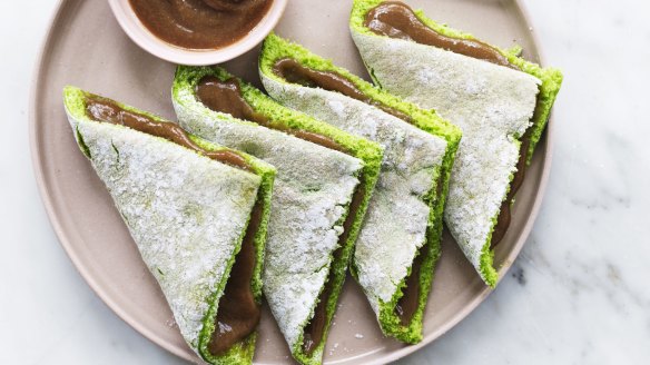 Napkin cakes with kaya and pandan.