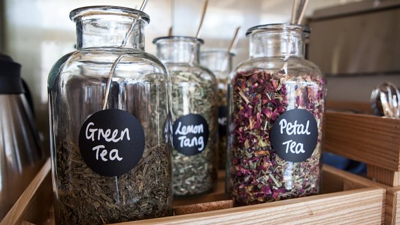 Loose-leaf tea can have less tannins, resulting in a smoother brew.