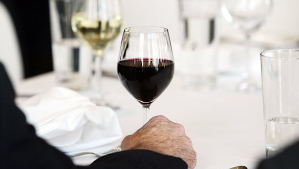  Light drinking confers no protective effect.