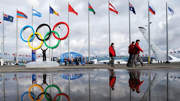 The new deal includes online and radio rights.