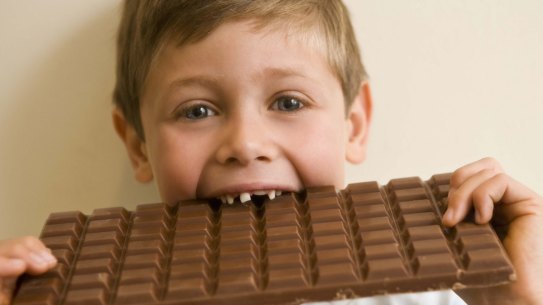 An advertising code designed to cut junk food advertising is being slammed as "ineffective".