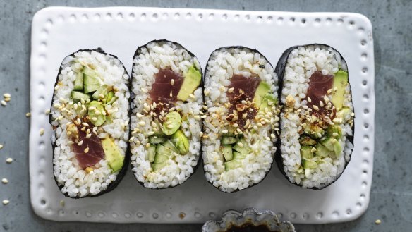 Nori ‘sandwich’ with tuna, avocado and tamari seeds.