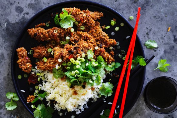  Neil Perry's steamed spicy lamb with crunchy rice coating. 