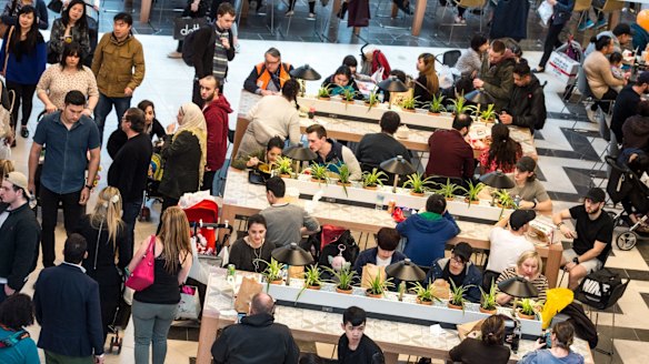 Sales growth throughout Vicinity Centres's 84 malls slipped last financial year to 0.4 per cent from 2.1 per cent in the previous year.