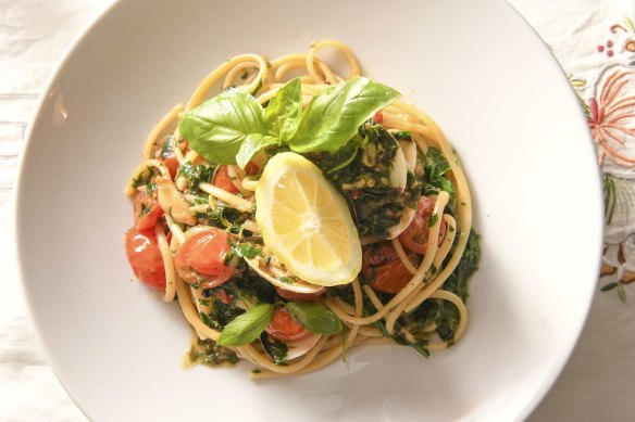 Linguine vongole.