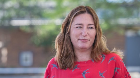 ACT sports minister Yvette Berry will meet with her federal counterpart to discuss the future of Canberra Stadium.