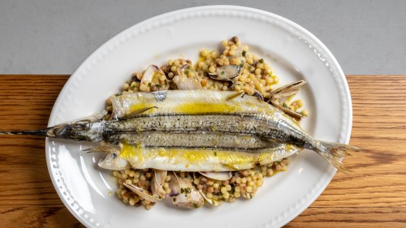 Garfish with pipis and fregola.