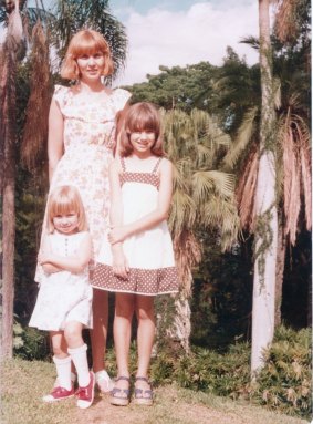 Palaszczuk with her mother and younger sister Catherine in 1978.