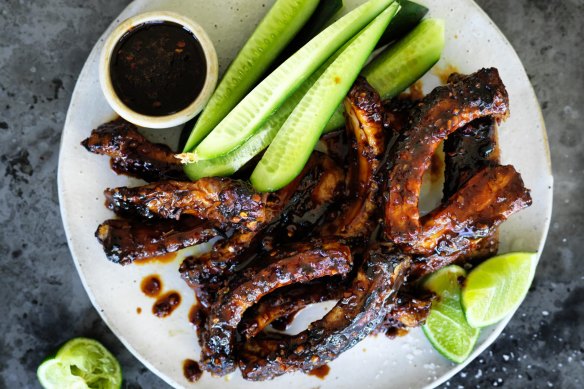 Rib-sticking sticky pork ribs.