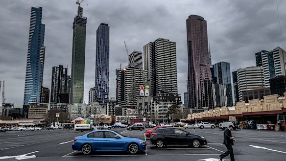 Melburnians have shivered through the coldest start to spring since 2004.