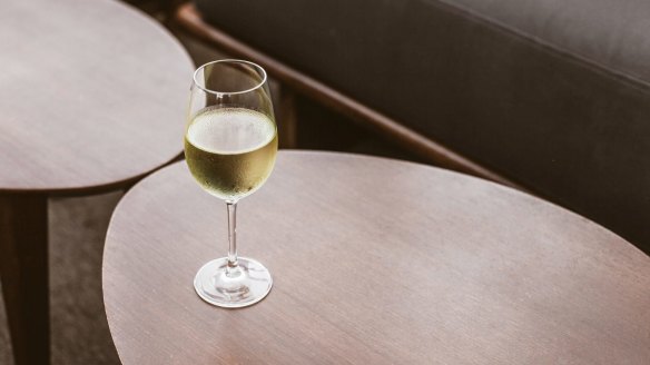 Many drinkers are confused about the difference between chablis and chardonnay.