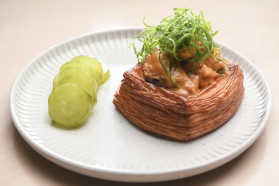 Lune croissant loaded with butter chicken will lure you in.