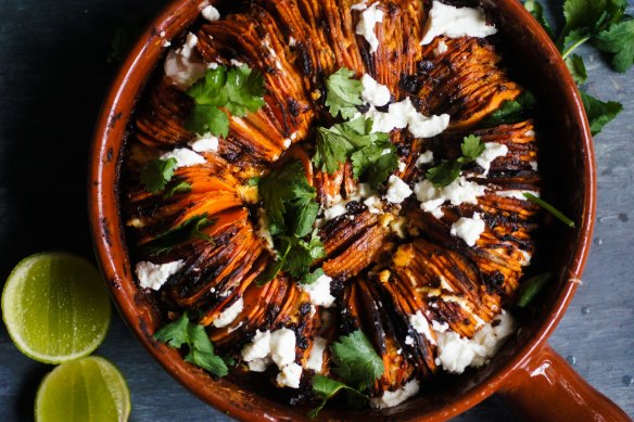 Arrange the sweet potato slices vertically for maximum crunch.