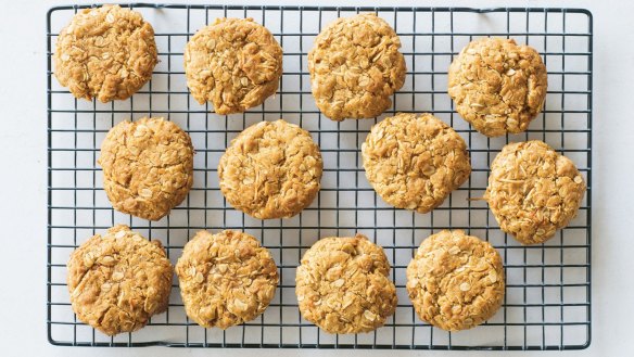 Australia: the Cookbook
ANZAC biscuits
Book by Alan Benson and Ross Dobson
SINGLE USE only with book extract - contact publisher Phaidon for permissionsÃÂÃÂ anna@pepr.com.au
Photography byÃÂÃÂ Alan Benson