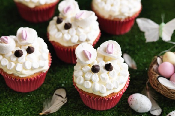 Easter bunny cupcakes.