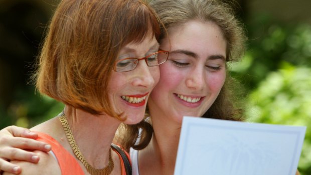 Amelia Thompson and her mother Elisabeth when she received her first-in-course certificate for the 2004 HSC. She is now at the University of Cambridge.