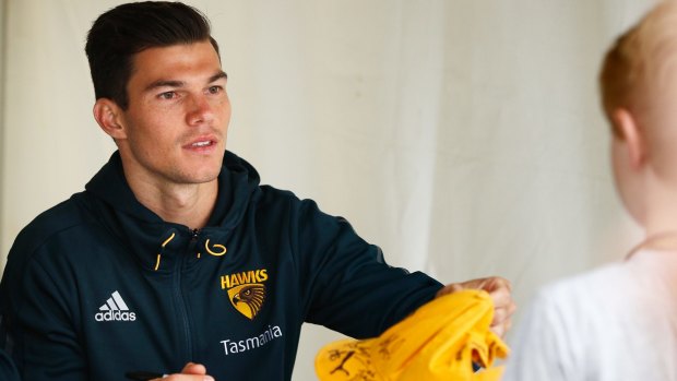 Jaeger O'Meara meets fans at family day.