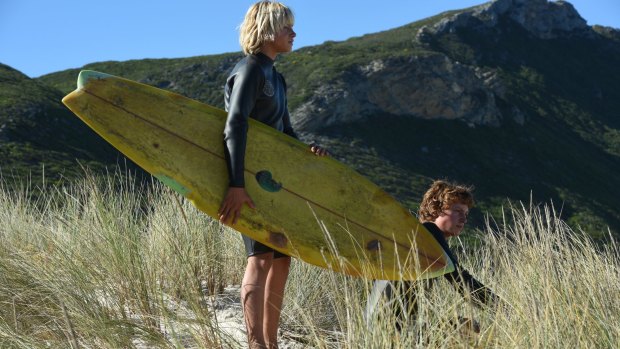 Surfing becomes the path to manhood for two teenagers in Breath.