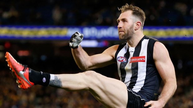 Travis Cloke will not play his last game for Collingwood when he lines up against the Hawks this weekend, says coach Nathan Buckley.