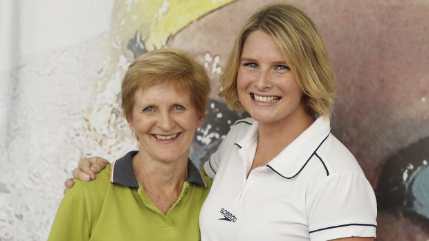 Jones with her mother, Rosemary, after announcing her retirement from swimming in 2012.