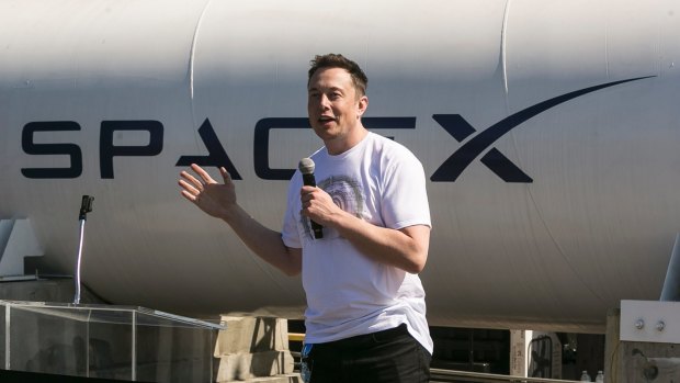 SpaceX CEO Elon Musk appears to have cancelled his press conference, but will go ahead with an announcement this afternoon.