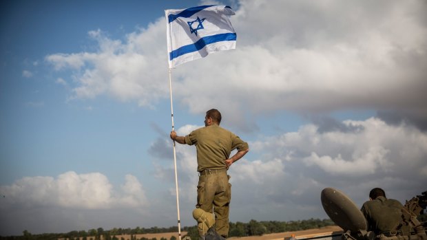 Solidarity: The Machal program allows Jewish foreigners to join the army without becoming citizens.