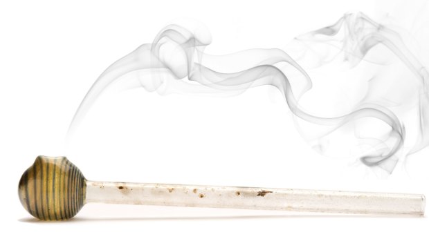 An ice pipe.