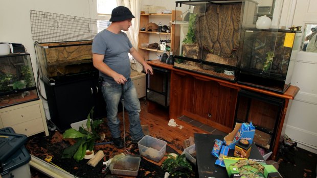 Richard Sutton let his snakes go free after his home caught fire. 