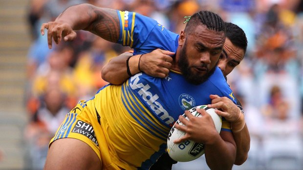 The Raiders could lure Junior Paulo to Canberra before the June 30 deadline.