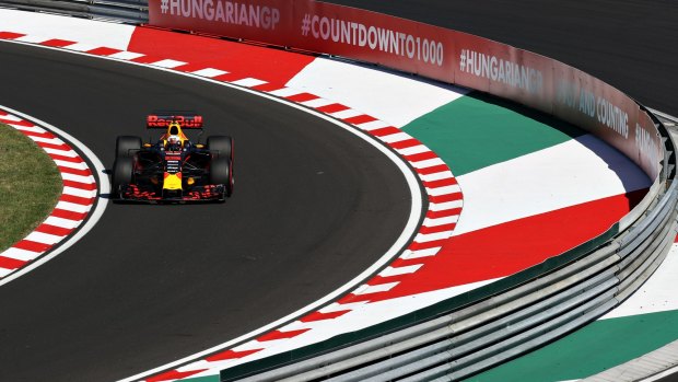 Daniel Ricciardo recovered from practice issues to qualify sixth.