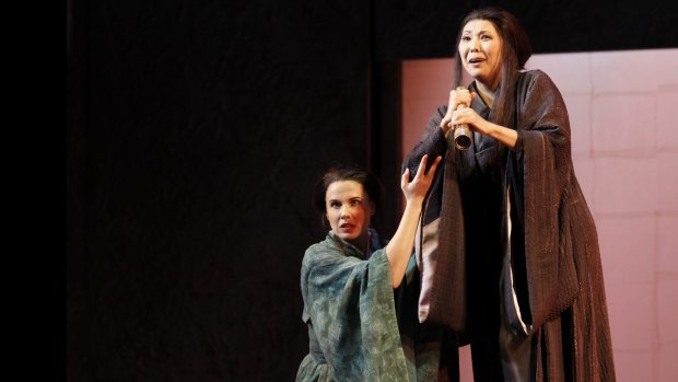 Sian Pendry as Suzuki and Hiromi Omura as Cio-Cio-San in Opera Australia's <i>Madama Butterfly</i>.