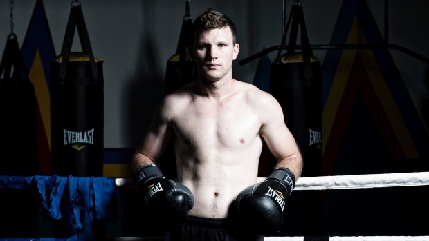 Boxer Jeff Horn will fight Manny Pacquiao at a bout scheduled for April 2017. 