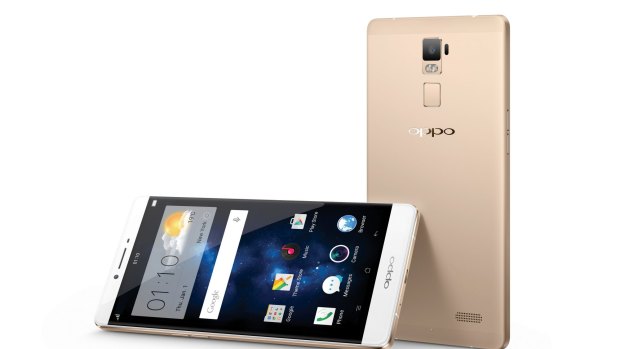 The Oppo phone looks like an iPhone, but sells for a fraction.