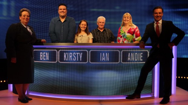 Ben Pobjie towers above his teammates in <i>The Chase Australia</i>.