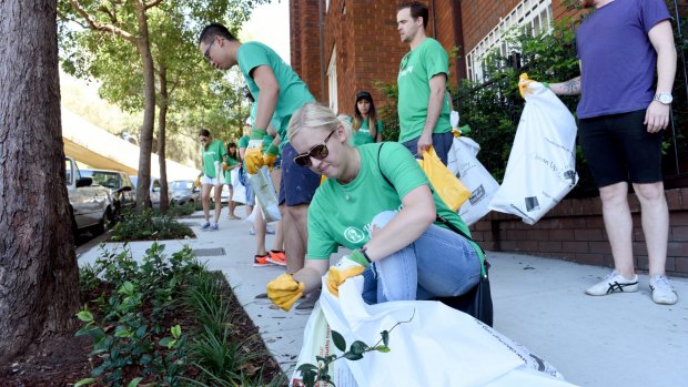 Clean up Australia wants plastic bags banned forever.