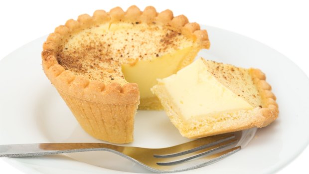 Custard tart has the same amount of saturated fat as 90 grams of cashews.