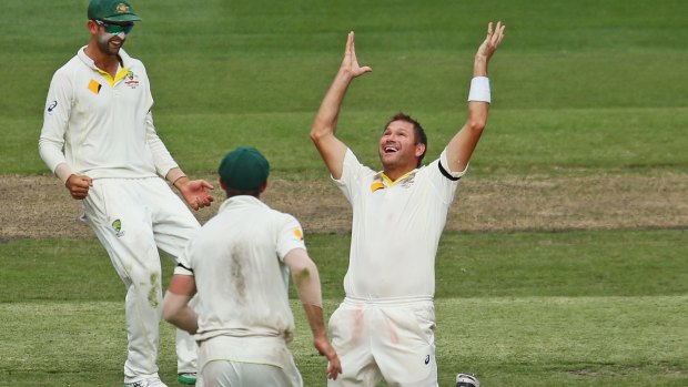 Cricket Australia and Optus have signed a deal to give customers access to live and historical matches.