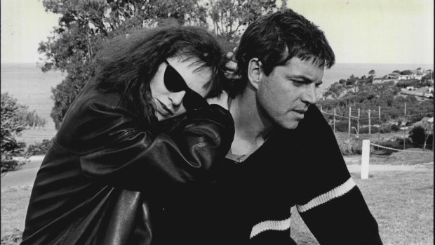 With wife Judy Davis in Gillian Armstrong's <i>High Tide</i> (1987).