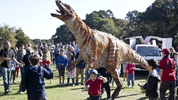 Kids will learn fascinating facts at Science in the Swamp. They can take part in experiments, view an enormous dinosaur, discover Australian wildlife and try using a microscope. 