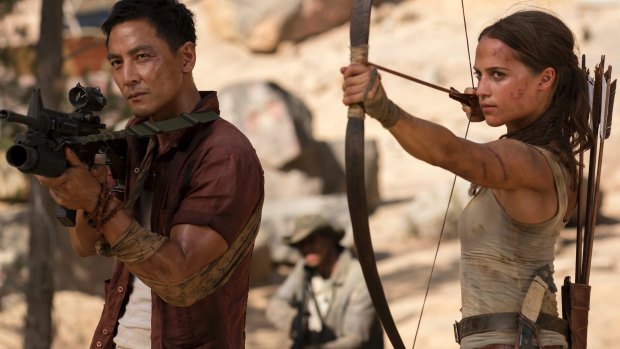 Daniel Wu and Alicia Vikander in Tomb Raider.