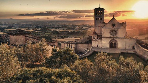Few landscapes are more spiritually uplifting than the Tuscan and Umbrian countryside, which perfectly blend of nature and human endeavour.