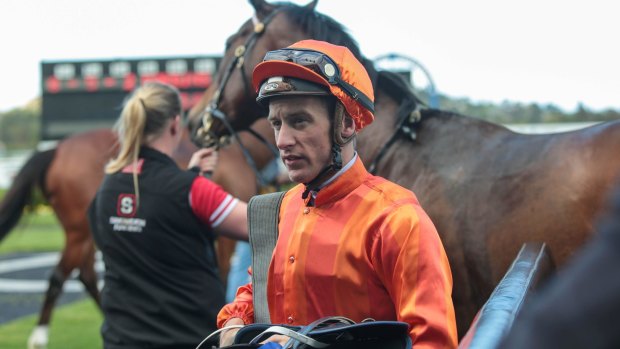 Blake Shinn had a difficult decision to make in the Canberra Guineas.