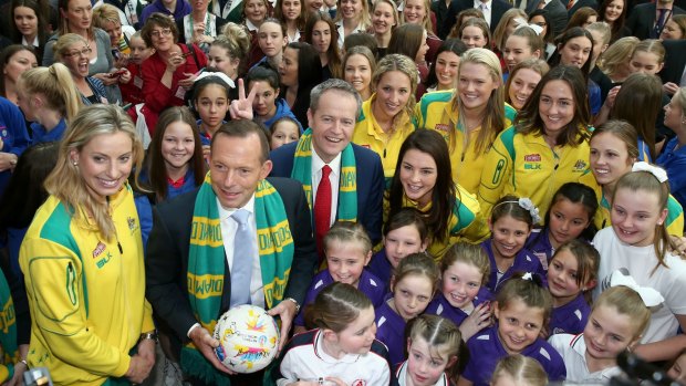 Prime Minister Tony Abbott and Opposition Leader Bill Shorten with the Diamonds and fans at Parliament House.
