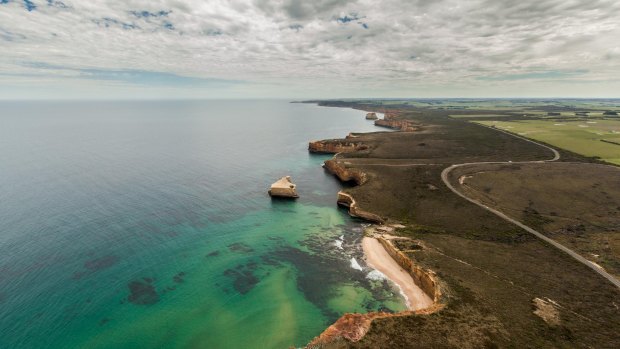 Great Ocean Road and the Shipwreck Coast.