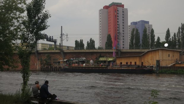 Looking at the development site from the other side of the Spree River. 